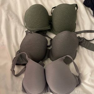 Aerie Sunnie bra. Happy to provide more/better pictures just comment!